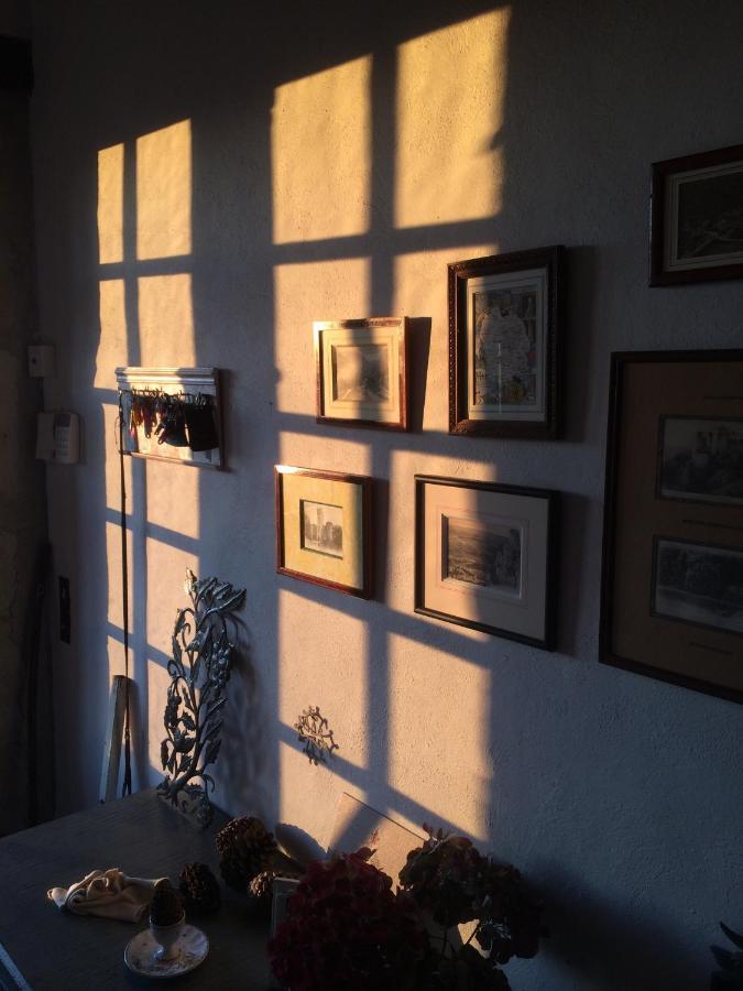 chambre dans Prieuré de caractère XVIII siècle Planioles Esterno foto